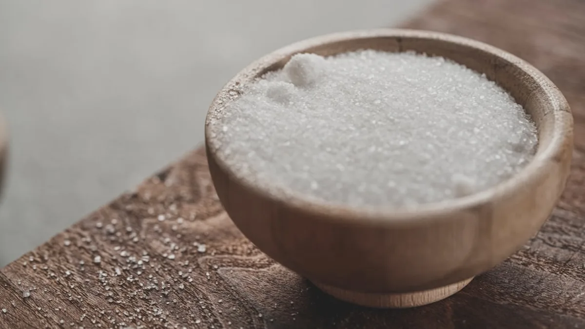 Sucre, sel, marc de café : choisir son exfoliant