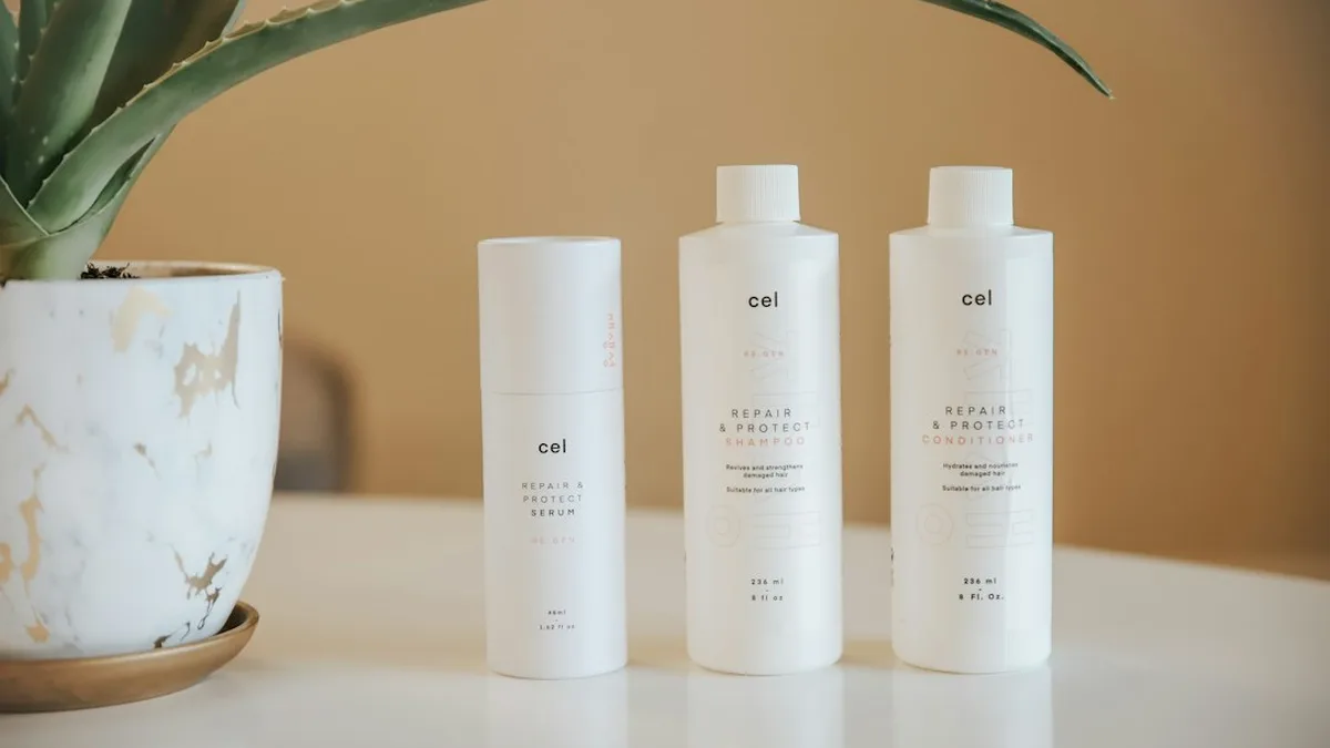 Hydrater les cheveux secs : lire l'étiquette avant d'acheter
