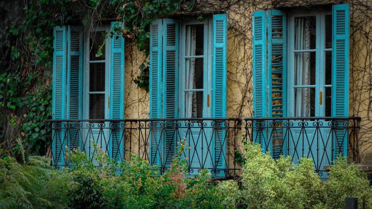 Jardiner sur un petit balcon, sans culpabiliser