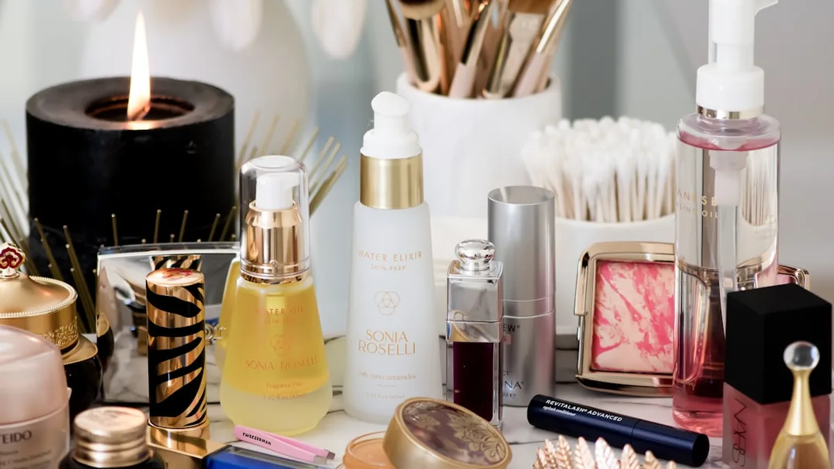 Adopter une routine de soin du visage le soir : mode d'emploi simple